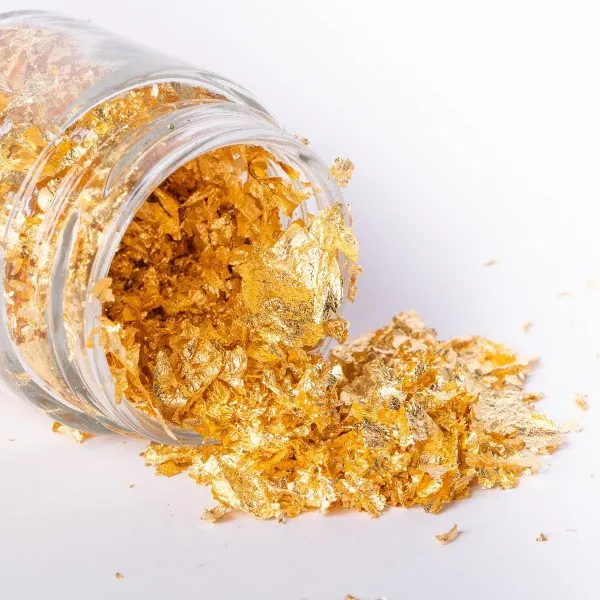 Gold flakes